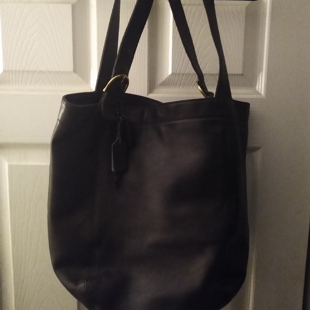 😍COACH LRG VINTAGE HOBO BAG EUC😍